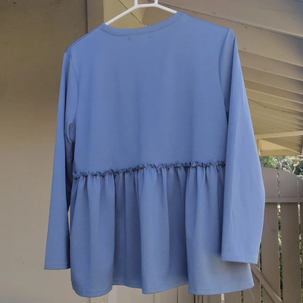 Blue blouse - Picture 3 of 4